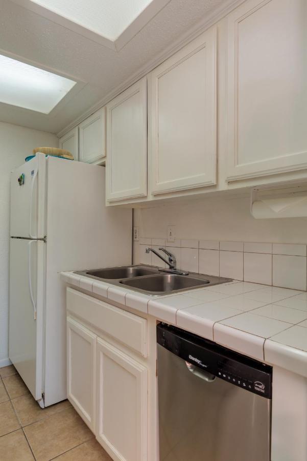 Tiki 318 Apartment Саут Падре Алънд Екстериор снимка
